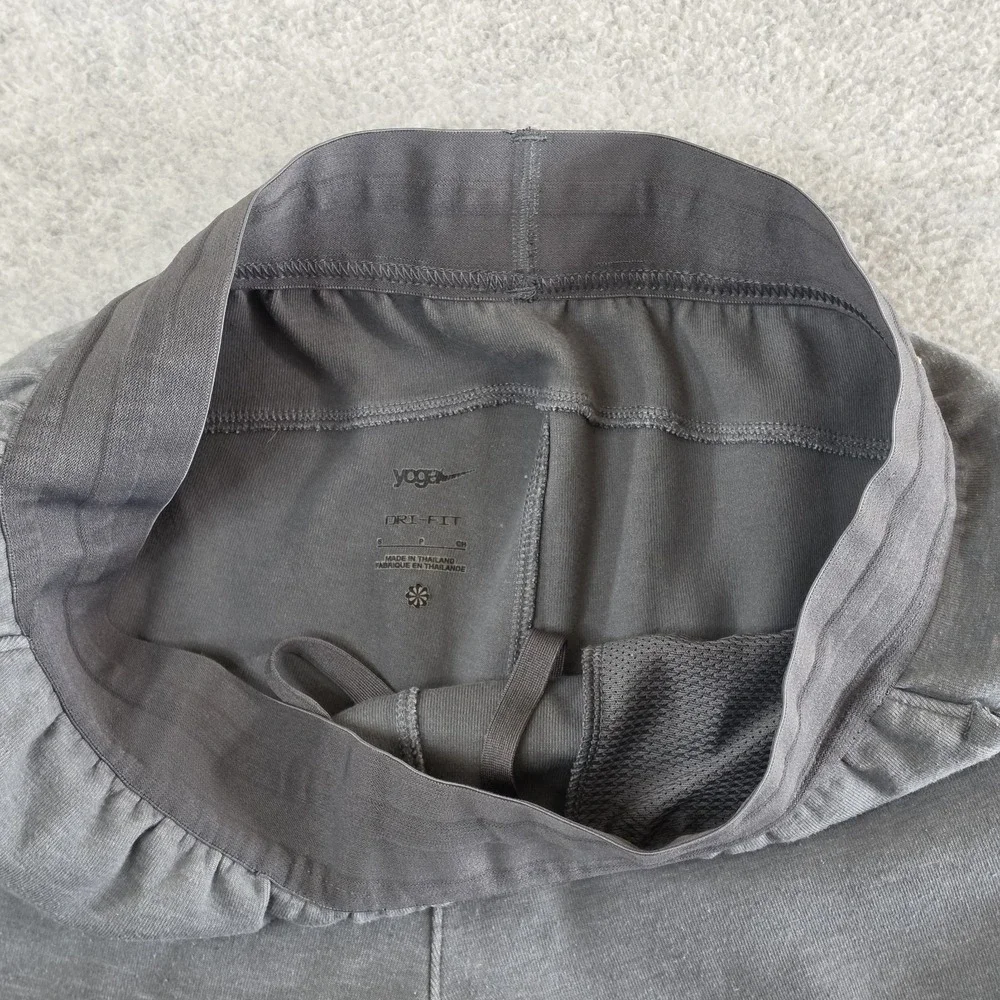 Nike Men's Restore Dri-Fit Pocket Fleece Yoga Jogger Pants Gray Size Small Gym